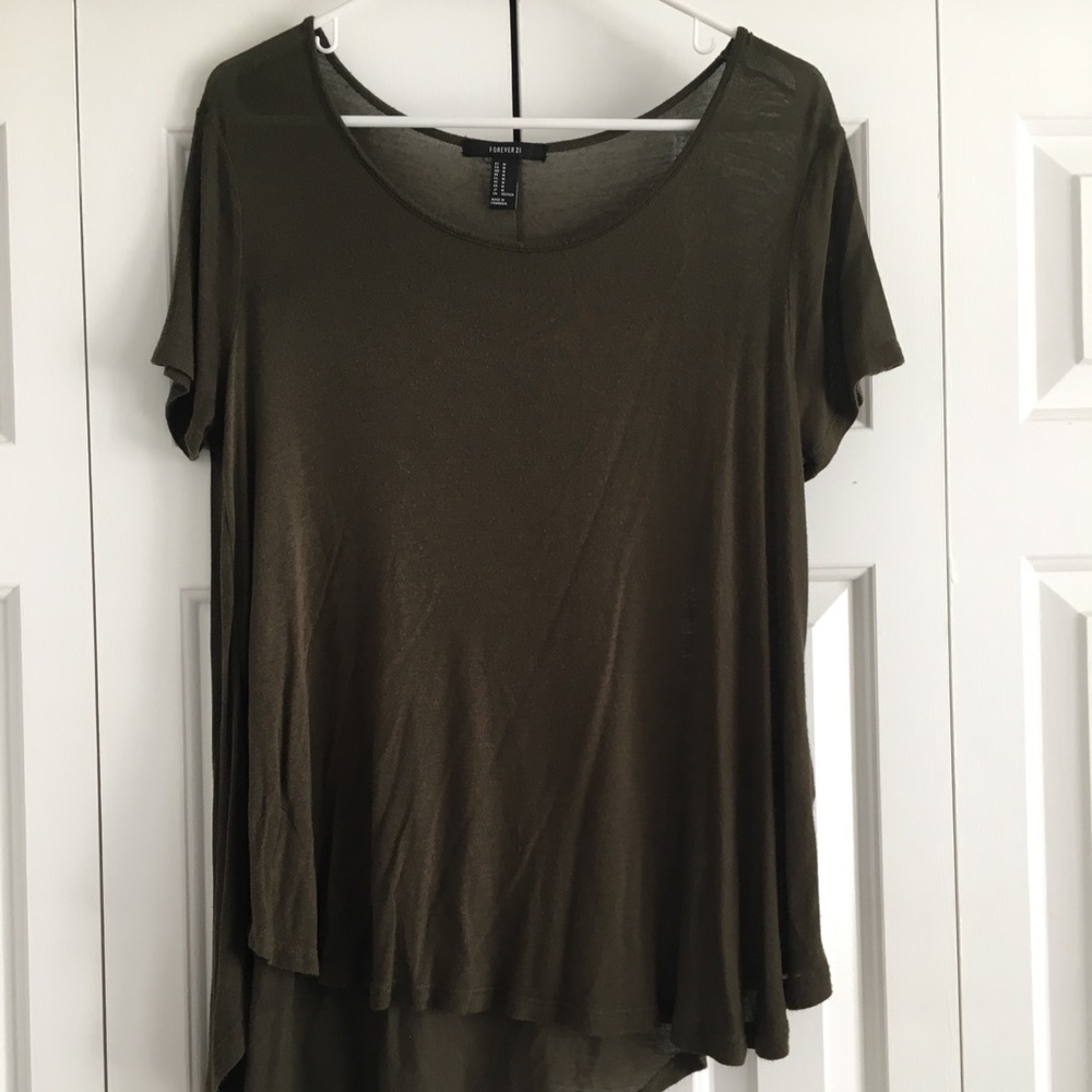 olive green scoopneck t-shirt